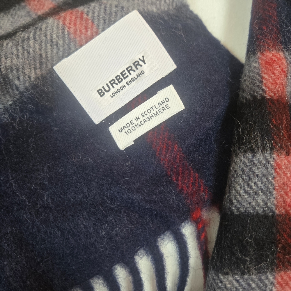 Burberry Navy and Red Checkered Scarf - Picture 4 of 6